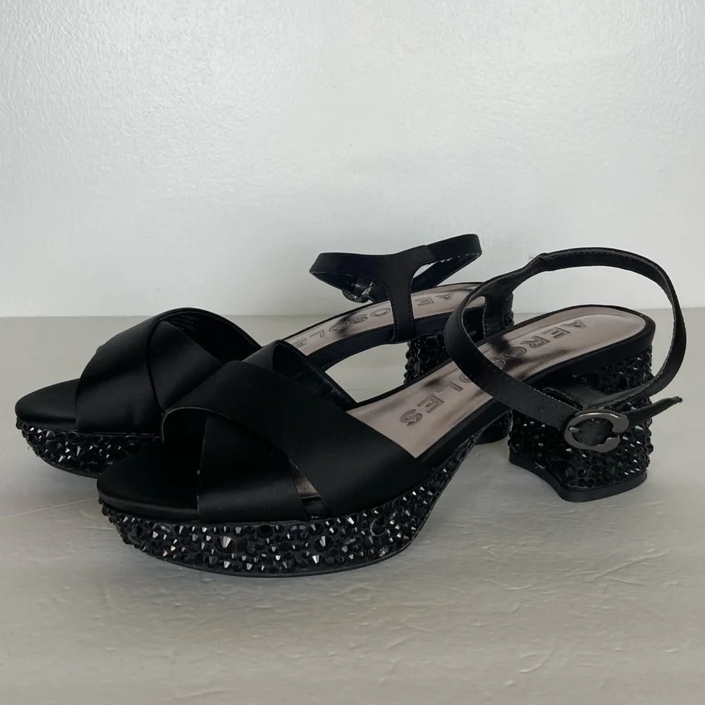 AEROSOLES satin china